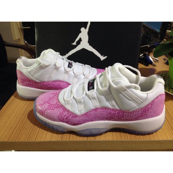 jordan retro 11 blanche et bleu